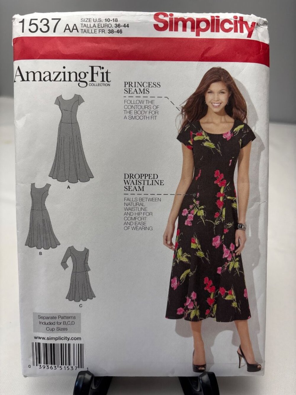 Simplicity 1537 Amazing Fit Dress Pattern Misses Size 10-12-14-16-18 Uncut